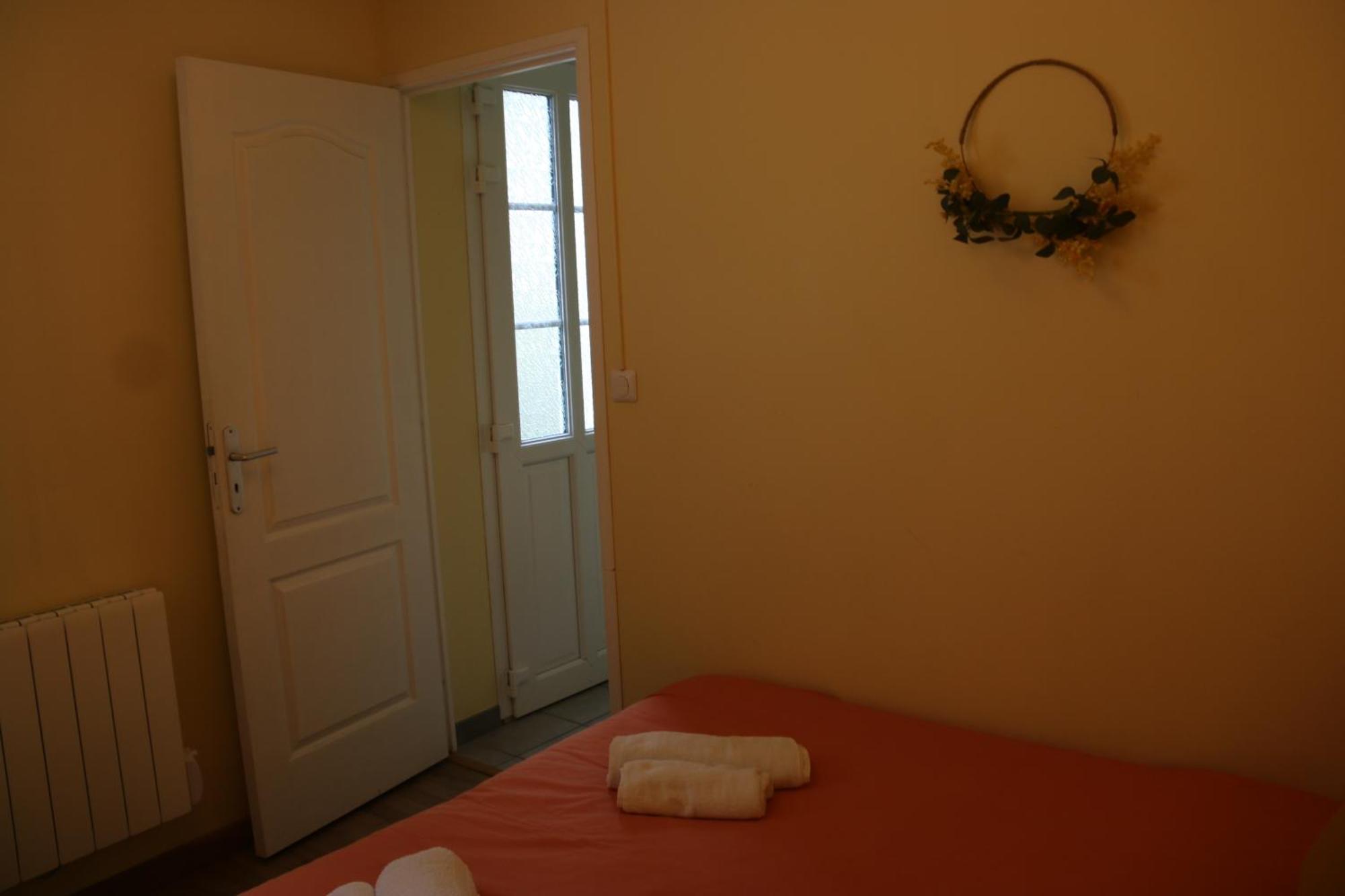Maison Au Calme 2 Chambres Centre De Caen Exterior foto
